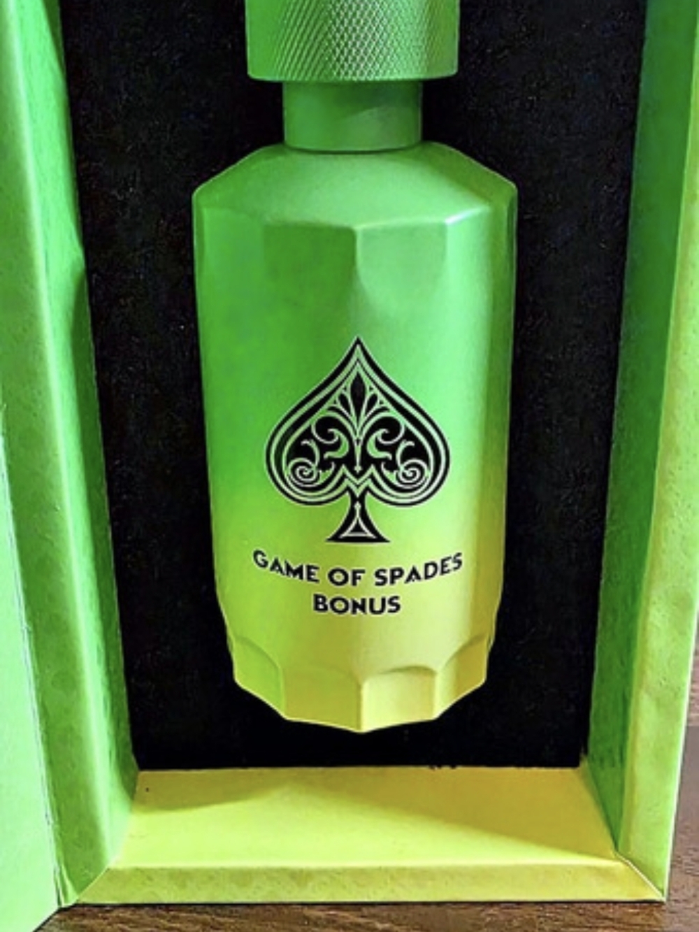 Jo Milano Paris Game of Spades Bonus Parfum Green NWT